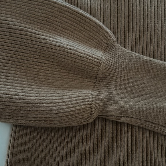 Oak and Fort Chestnut Sweater - Picture 3 of 5